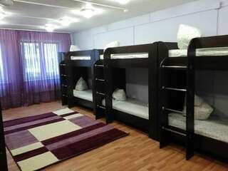 Гостиница Art Hostel Красноярск Спальное место на двухъярусной кровати в общем номере для мужчин и женщин-3